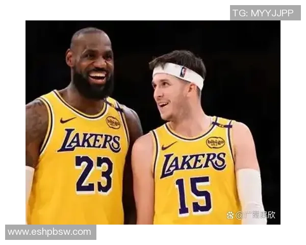 总决赛第五场湖人对热火第四节精彩回顾与关键时刻分析