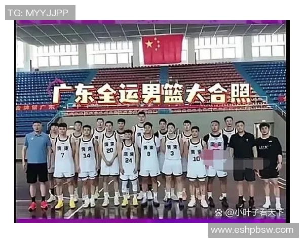 广东全运男篮15人大合照，赵睿暂时“归队”，杜锋带队争冠遇绊脚石！